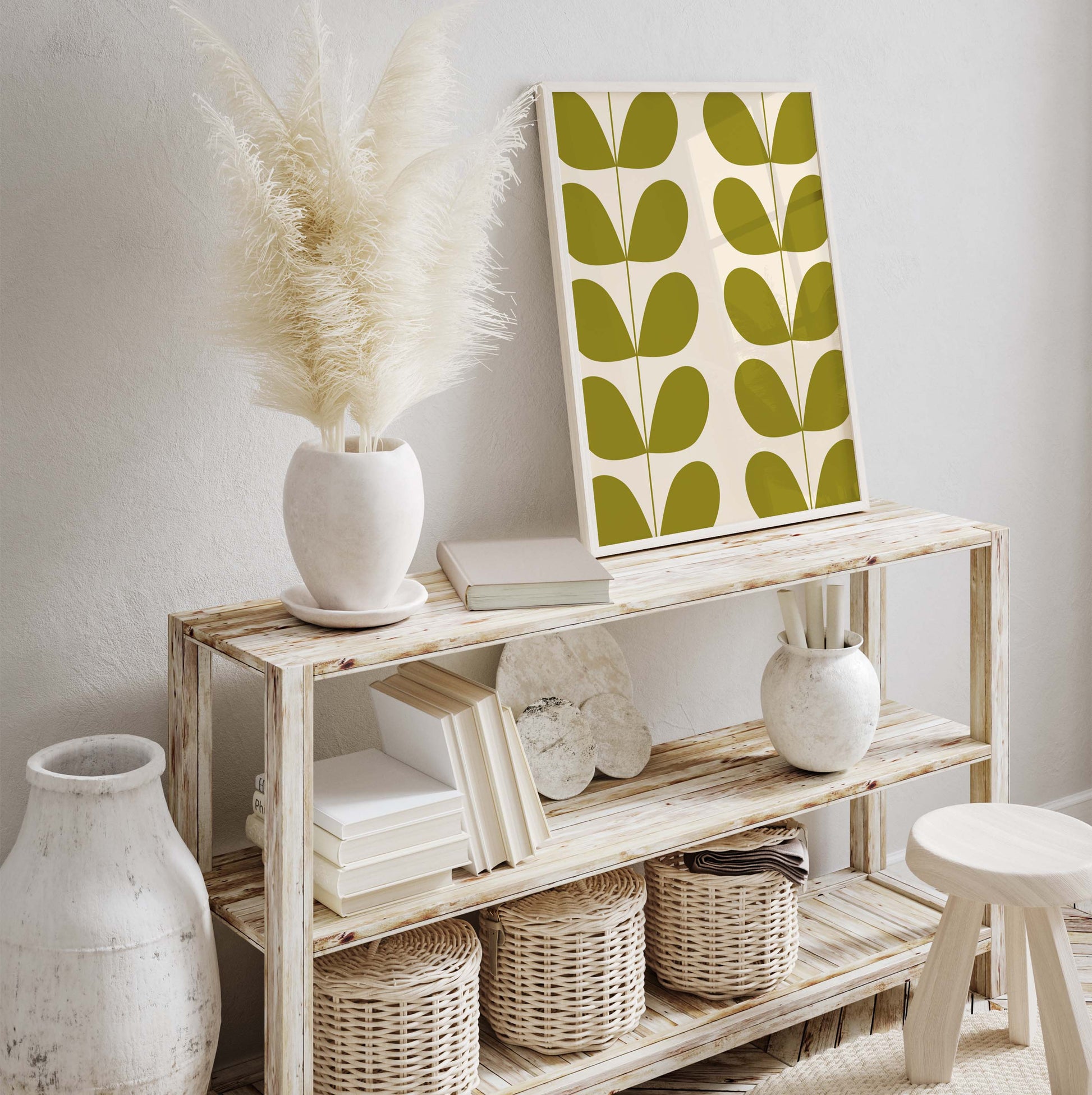 Minimalist Leaf Print in Green