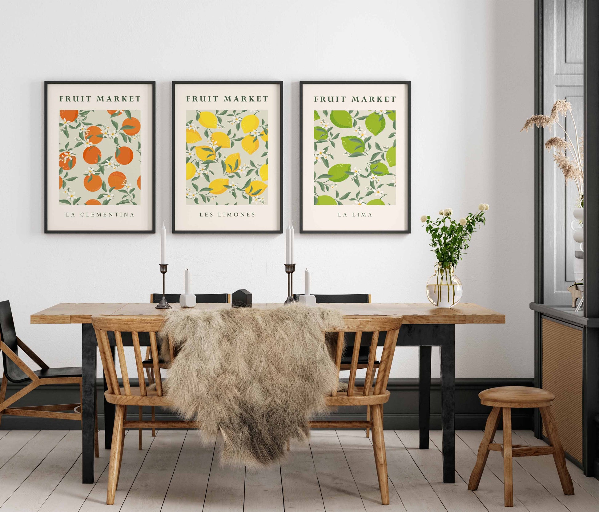 Set of kitchen prints in yellow, orange and green, with a fruit market design