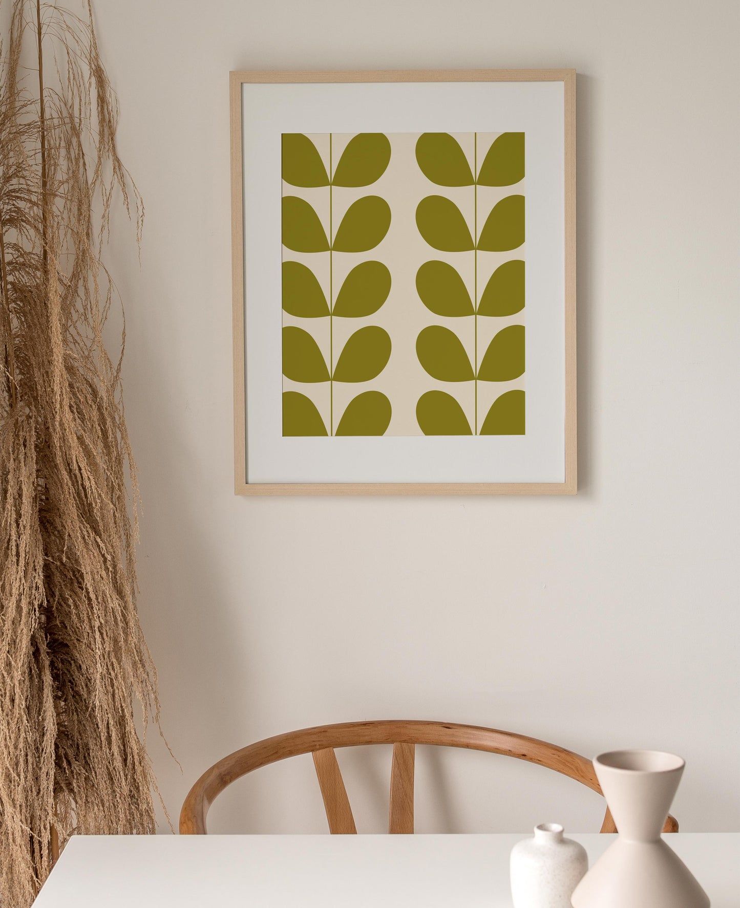 Minimalist Leaf Poster in Green in a Scandi Style